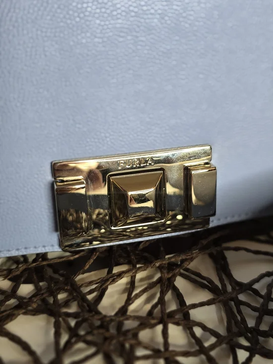 New Furla Light Blue Leather Shoulder Bag with Gold Chain - Picture 8 of 14